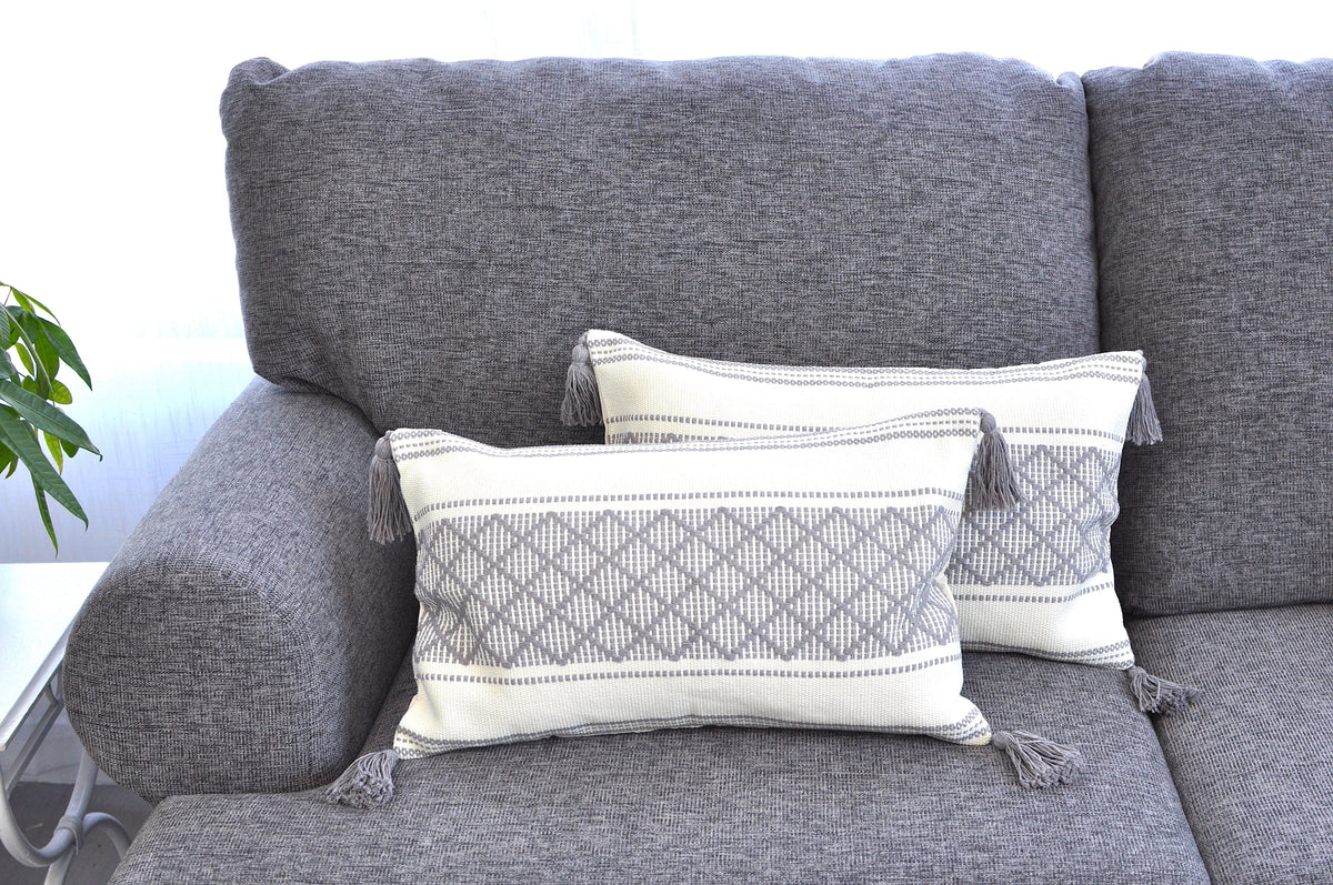 Gray 12x20 inch Set of 2 Checkered Lumbar Pillow Covers O66416