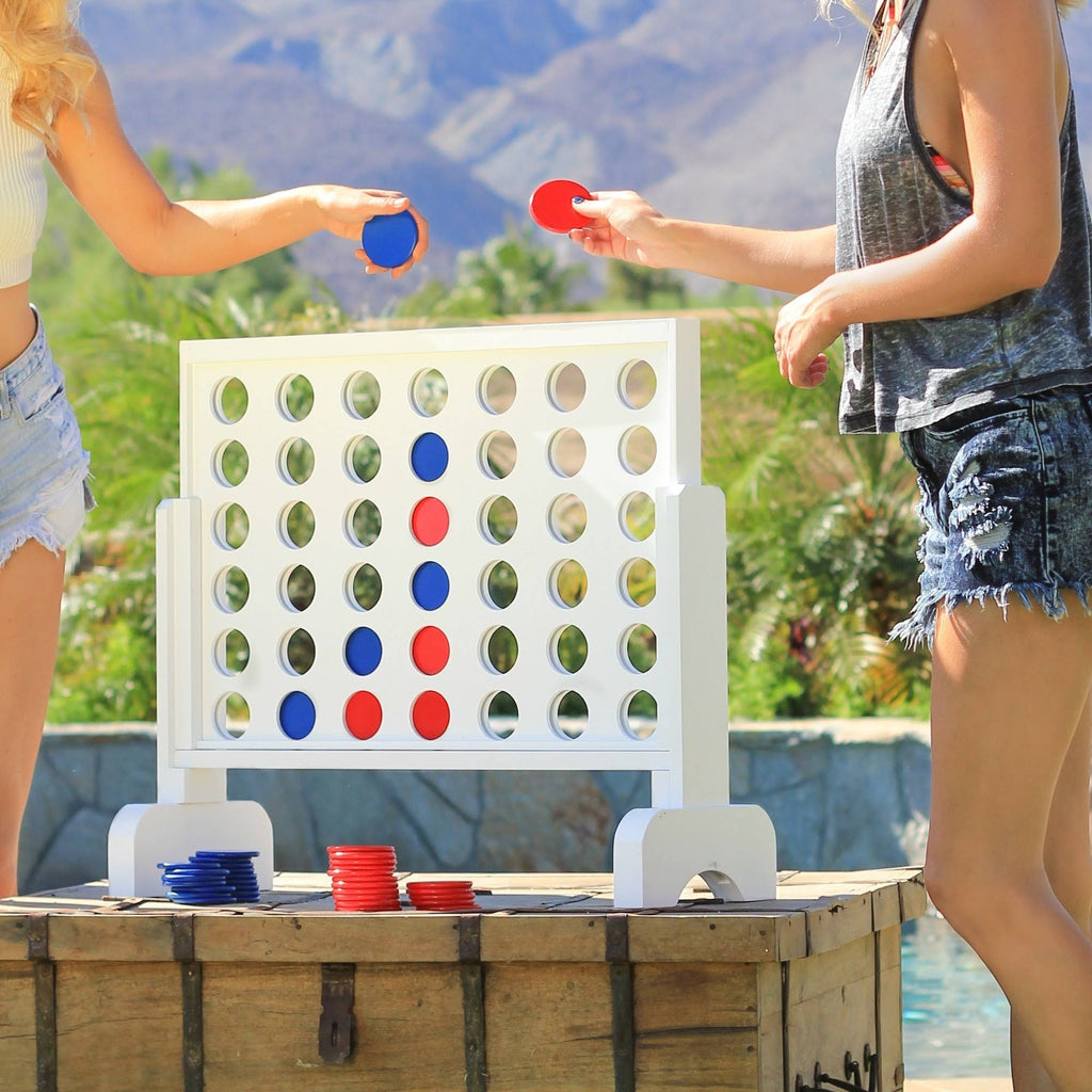 Giant 4-in-a-Row Game with Carrying Case V152