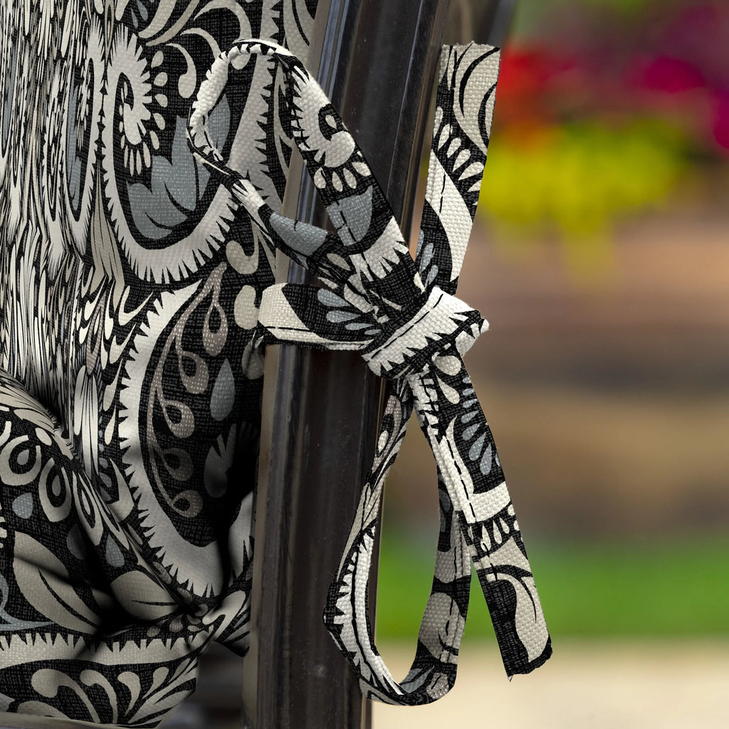 Black Damask Outdoor Dining Chair Cushion 20 x 20 A21994
