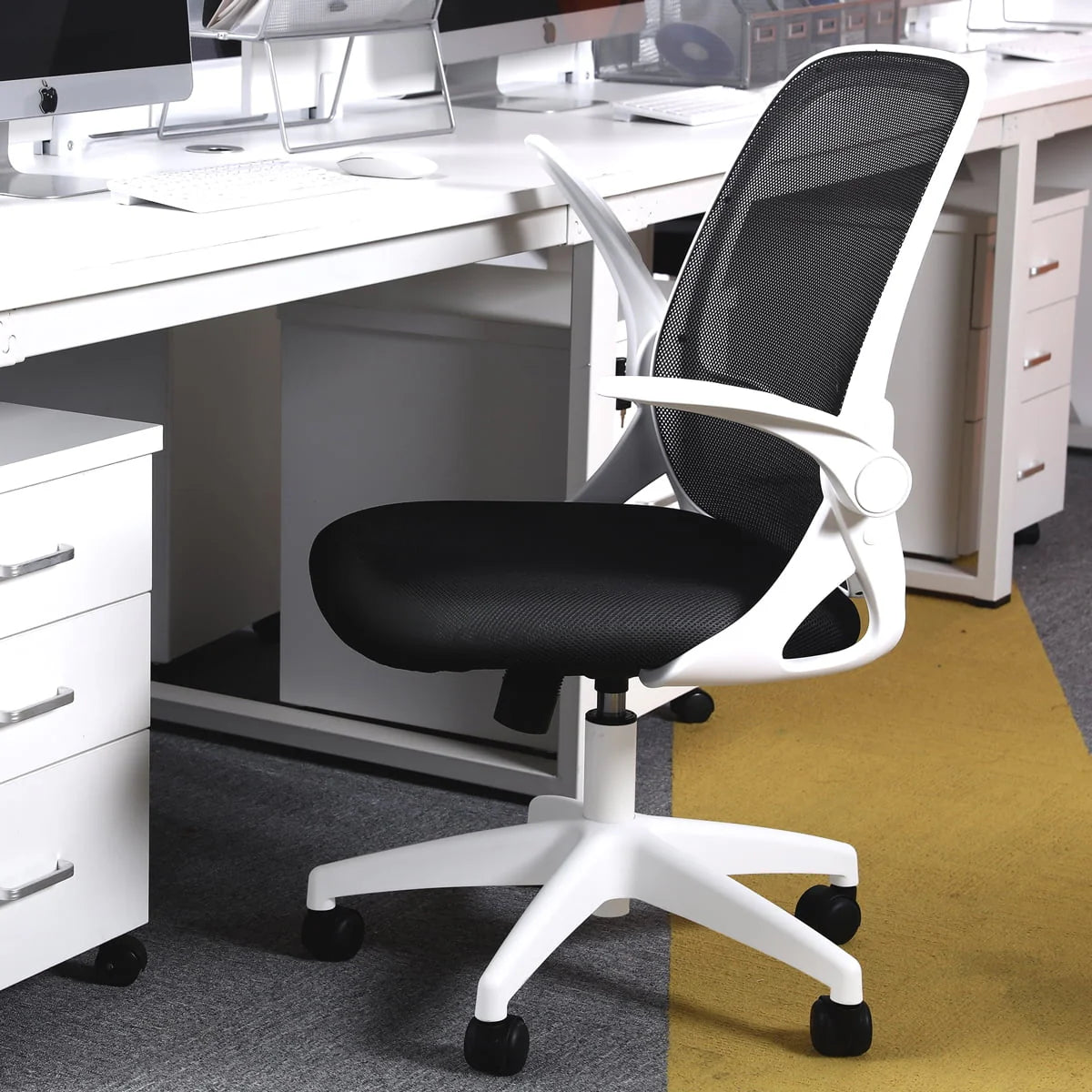 Black Ergonomic Mesh Office Chair W73088