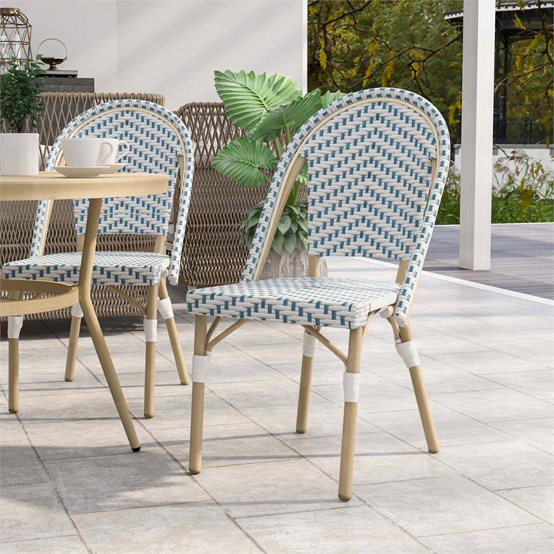 Light Blue Metal Patio 3-Piece Table and Chair Set Q27743