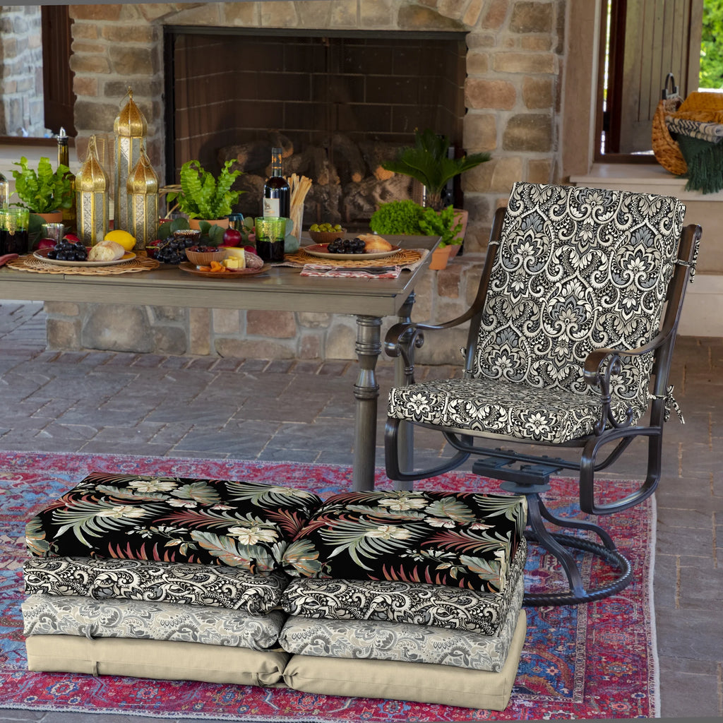 Black Damask Outdoor Dining Chair Cushion 20 x 20 A21994