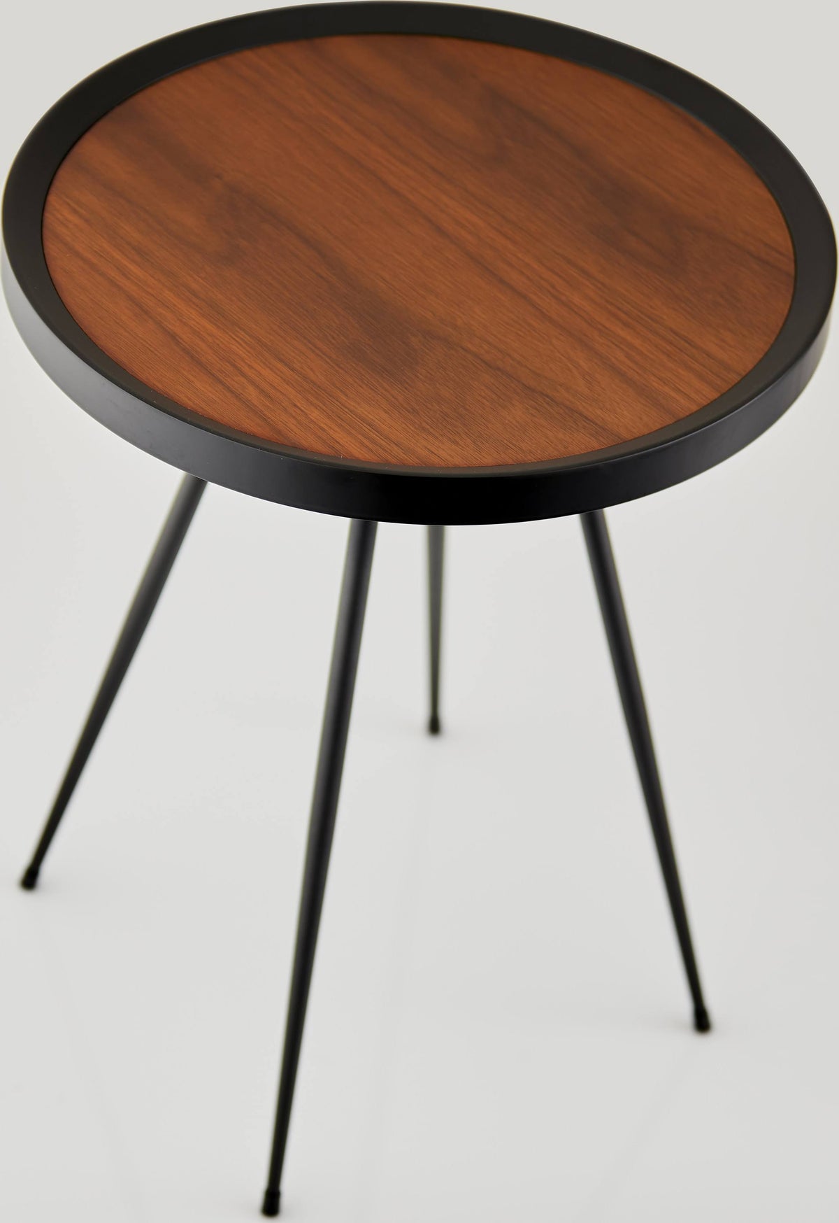 Walnut End Table H8819