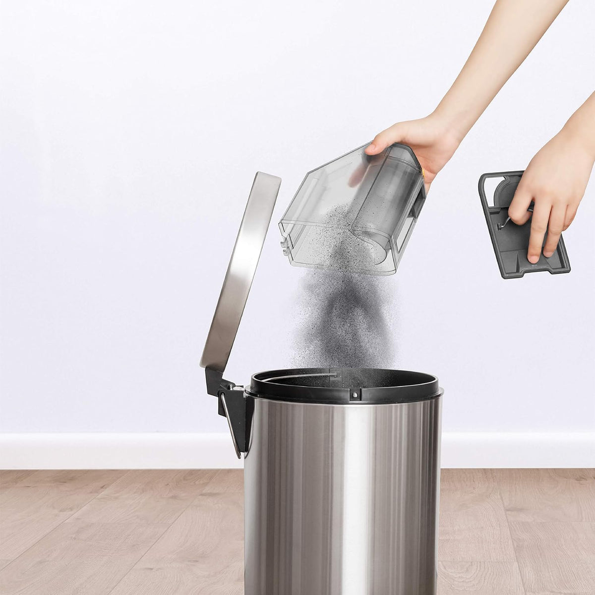 Lightweight 2 in 1 Corded Stick Vacuum Cleaner R57673