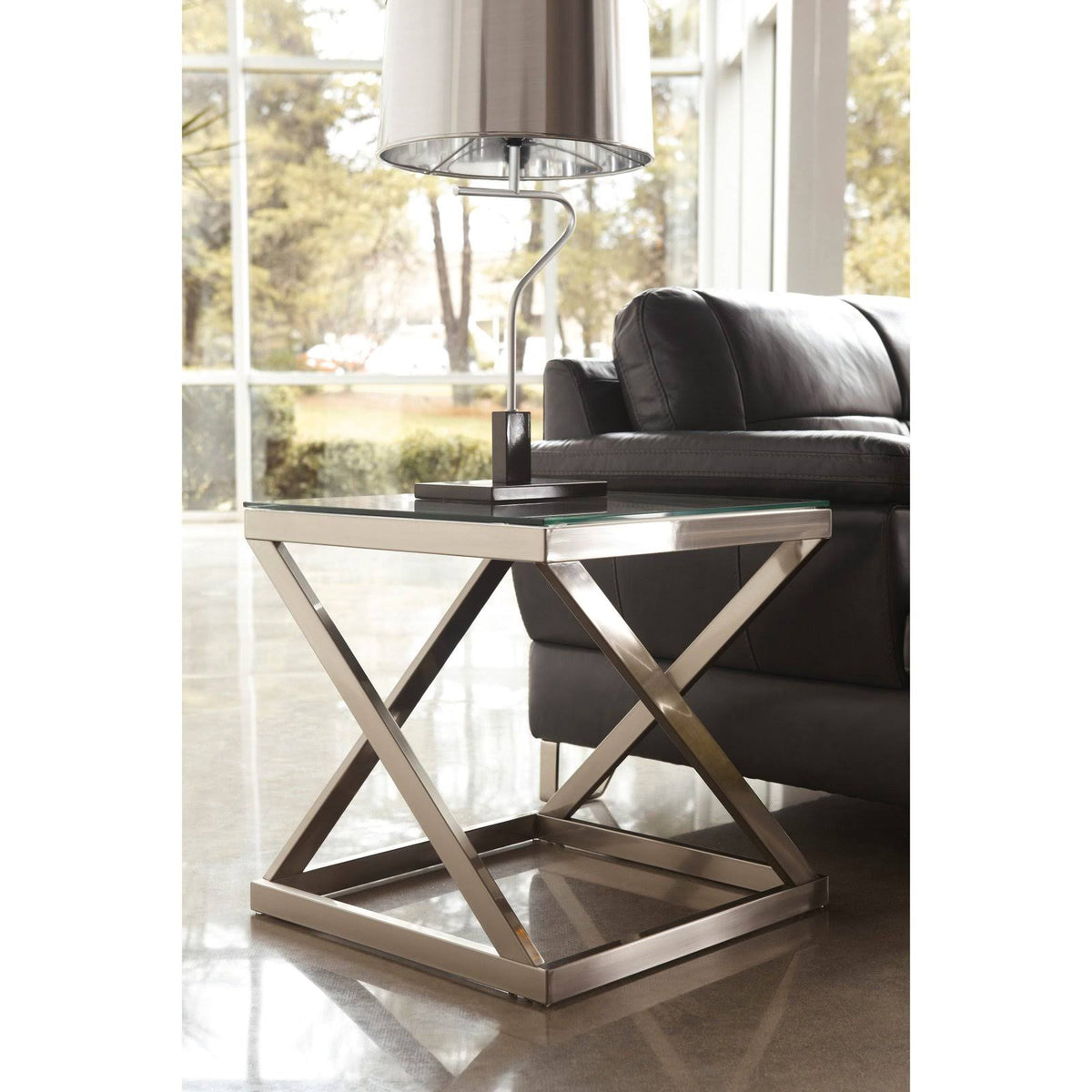 End Table K869176