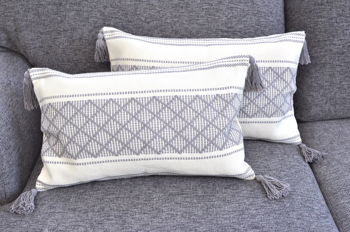 Gray 12x20 inch Set of 2 Checkered Lumbar Pillow Covers O66416