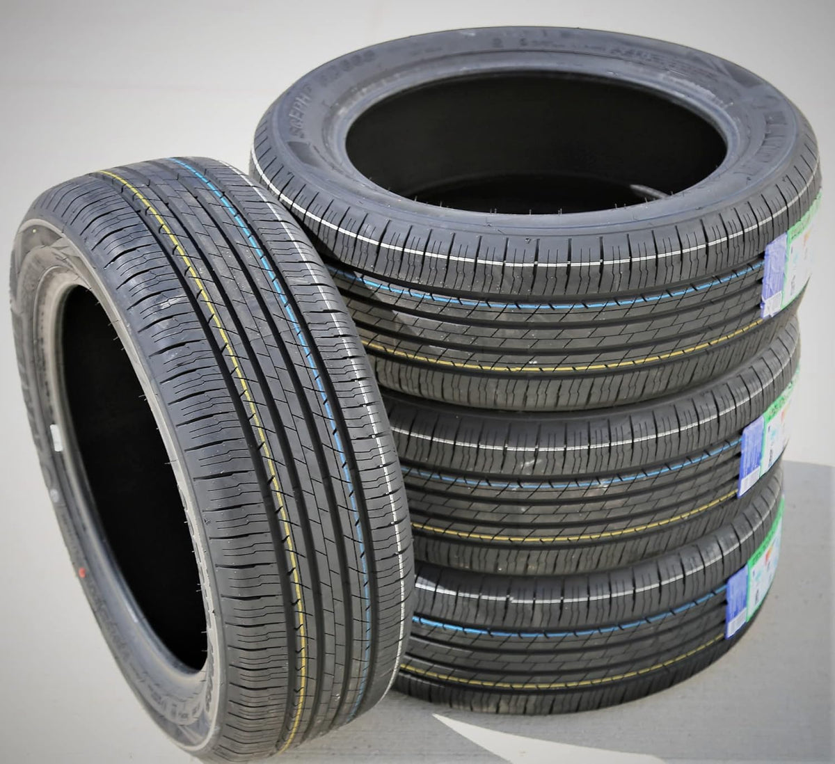 205/55R17 91H Radial Tire Q825541