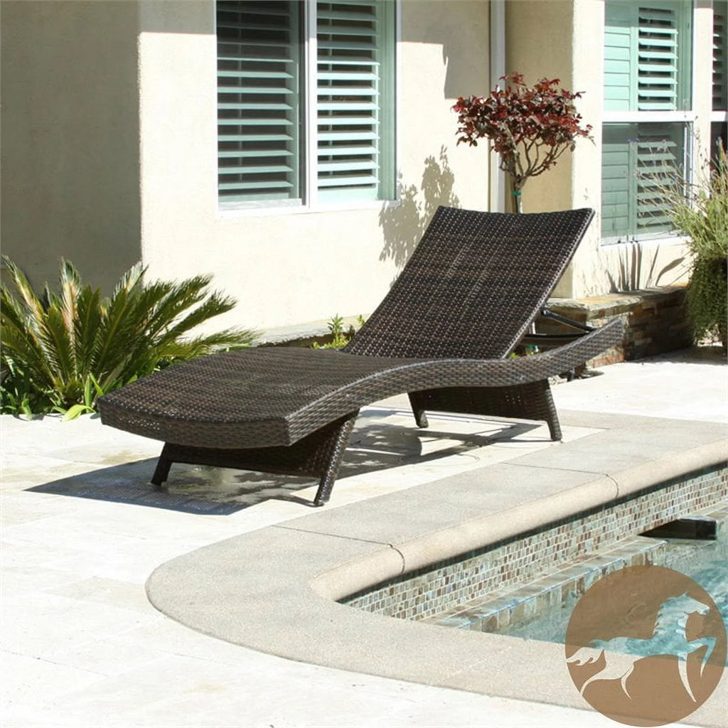 Brown Wicker Adjustable Chaise Lounge G959
