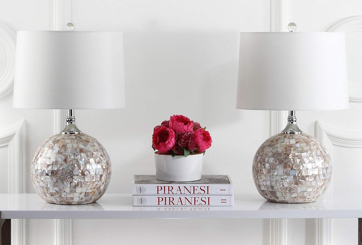Ivory Shell 22-inch Table Lamp (Set of 2) Y93840